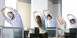 CONSEJOS PARA PREVENIR POSIBLES LESIONES POR LOS EFECTOS DEL SEDENTARISMO EN LAS OFICINAS